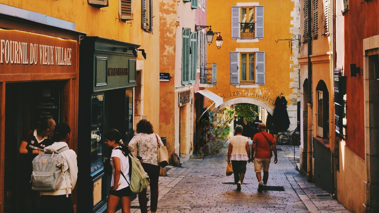Provence (Toulon) - The Sober Cruise